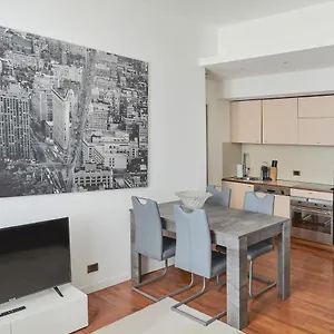  Apartment Prestige Boutique Homes -duomo Galleria Vittorio Emanuele Italy